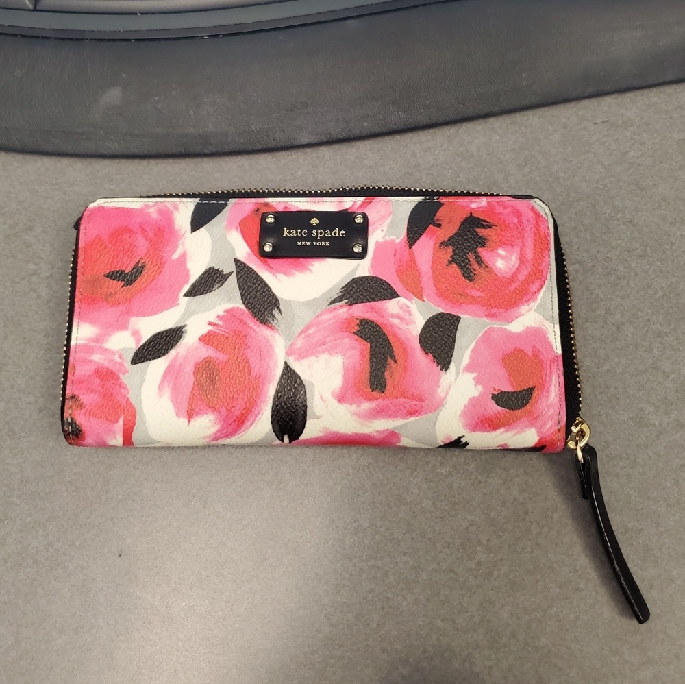 Kate Spade large Continental rose wallet